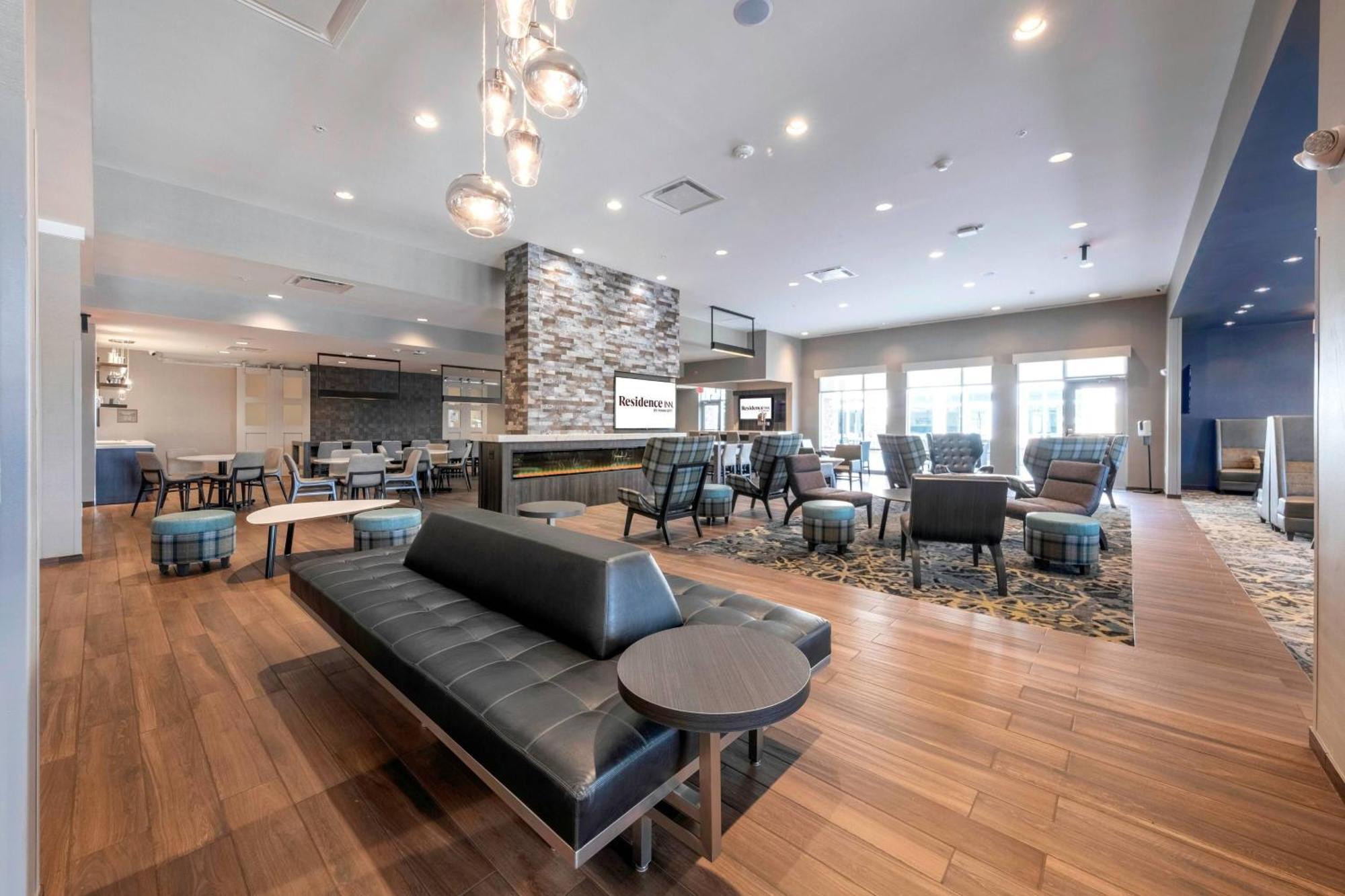 Residence Inn By Marriott Richmond At The Notch Шорт Пъмп Екстериор снимка