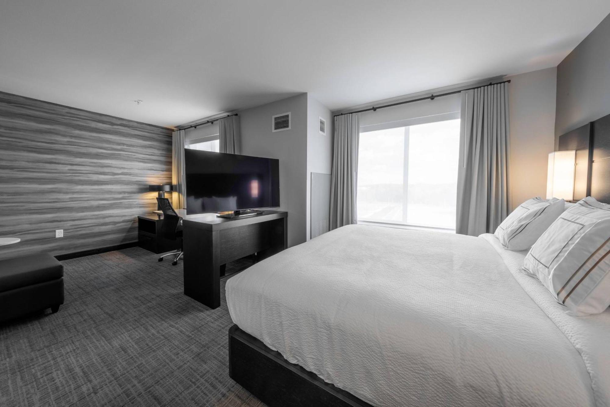 Residence Inn By Marriott Richmond At The Notch Шорт Пъмп Екстериор снимка