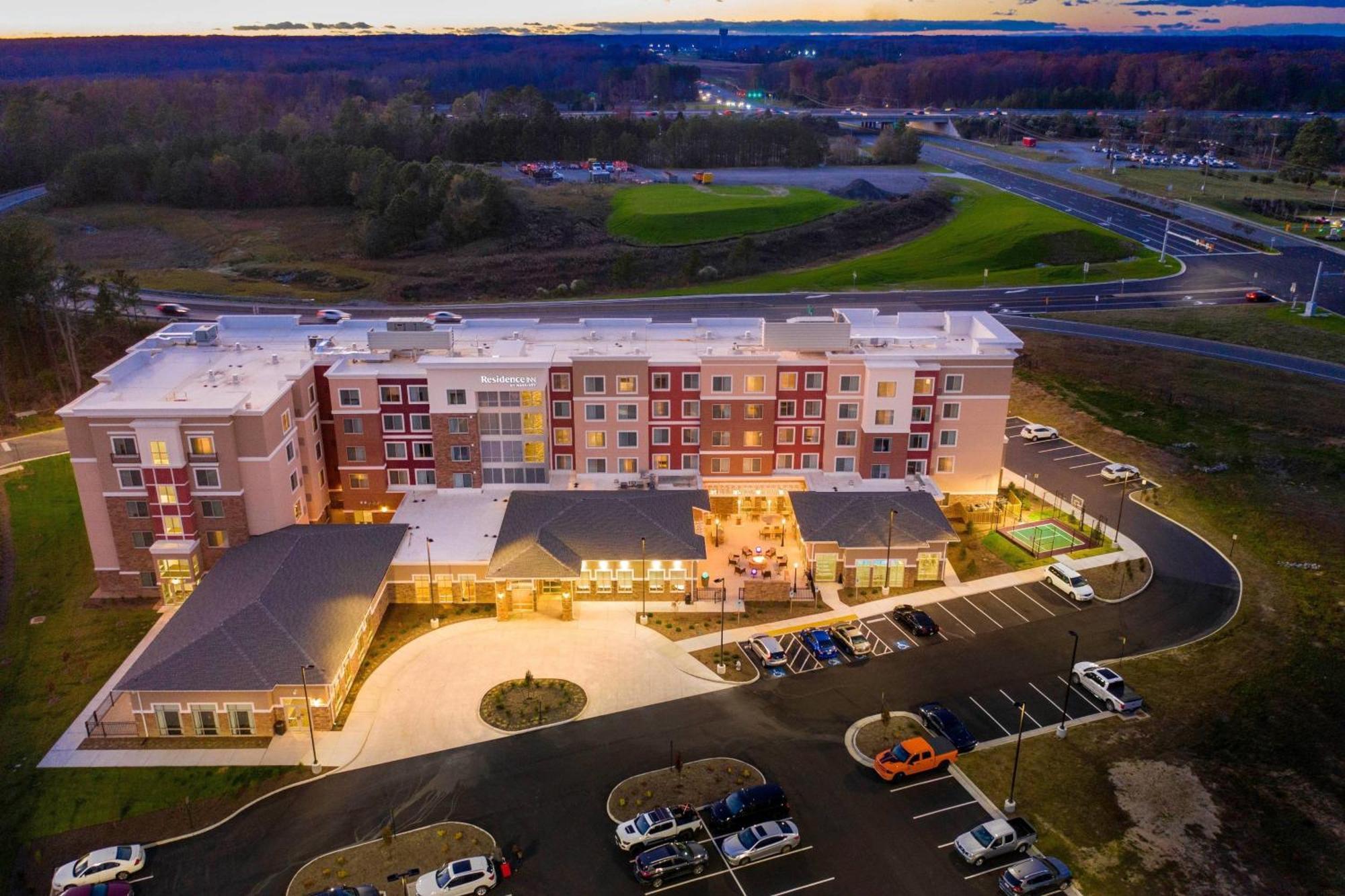 Residence Inn By Marriott Richmond At The Notch Шорт Пъмп Екстериор снимка