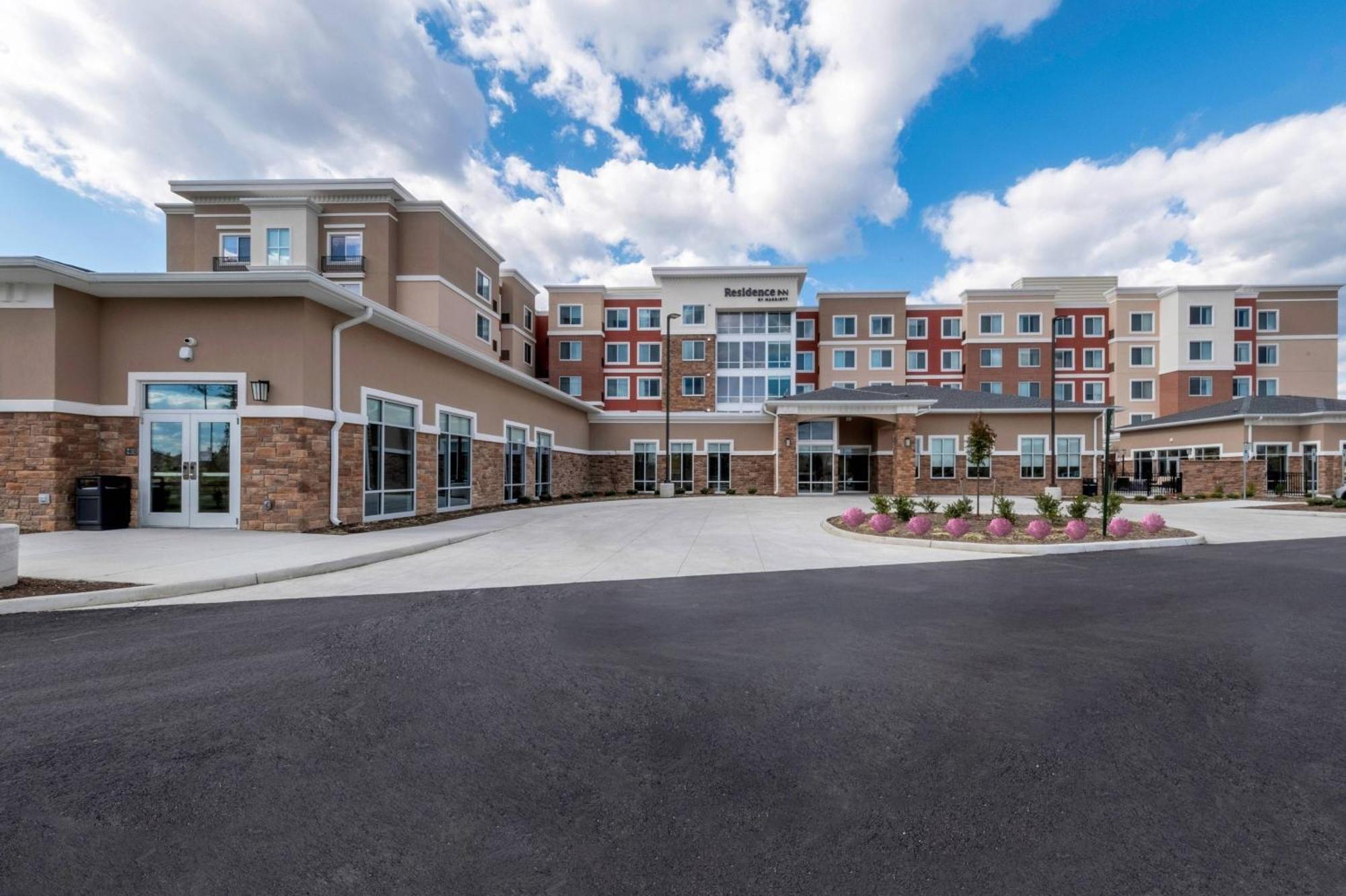 Residence Inn By Marriott Richmond At The Notch Шорт Пъмп Екстериор снимка