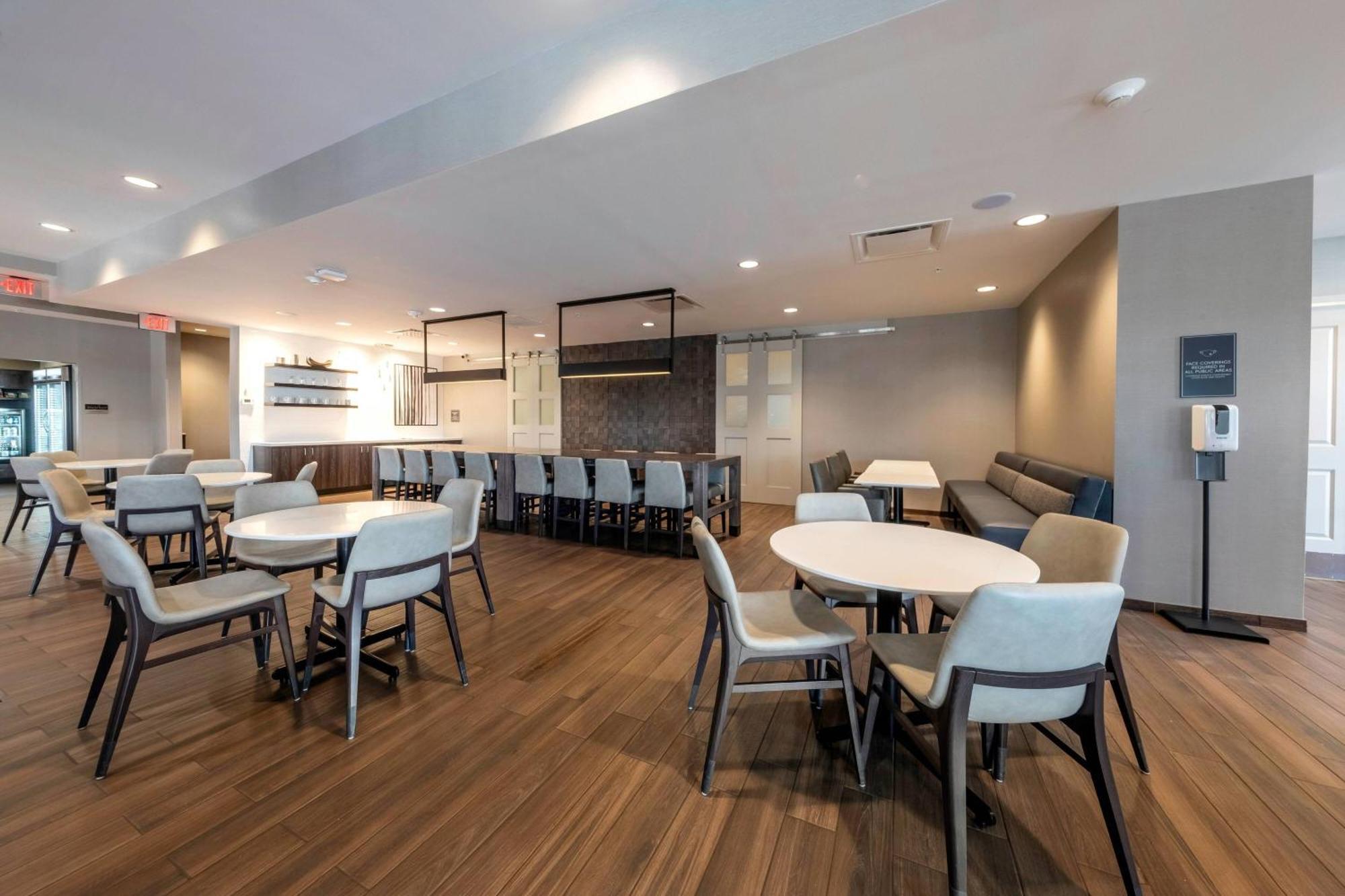 Residence Inn By Marriott Richmond At The Notch Шорт Пъмп Екстериор снимка
