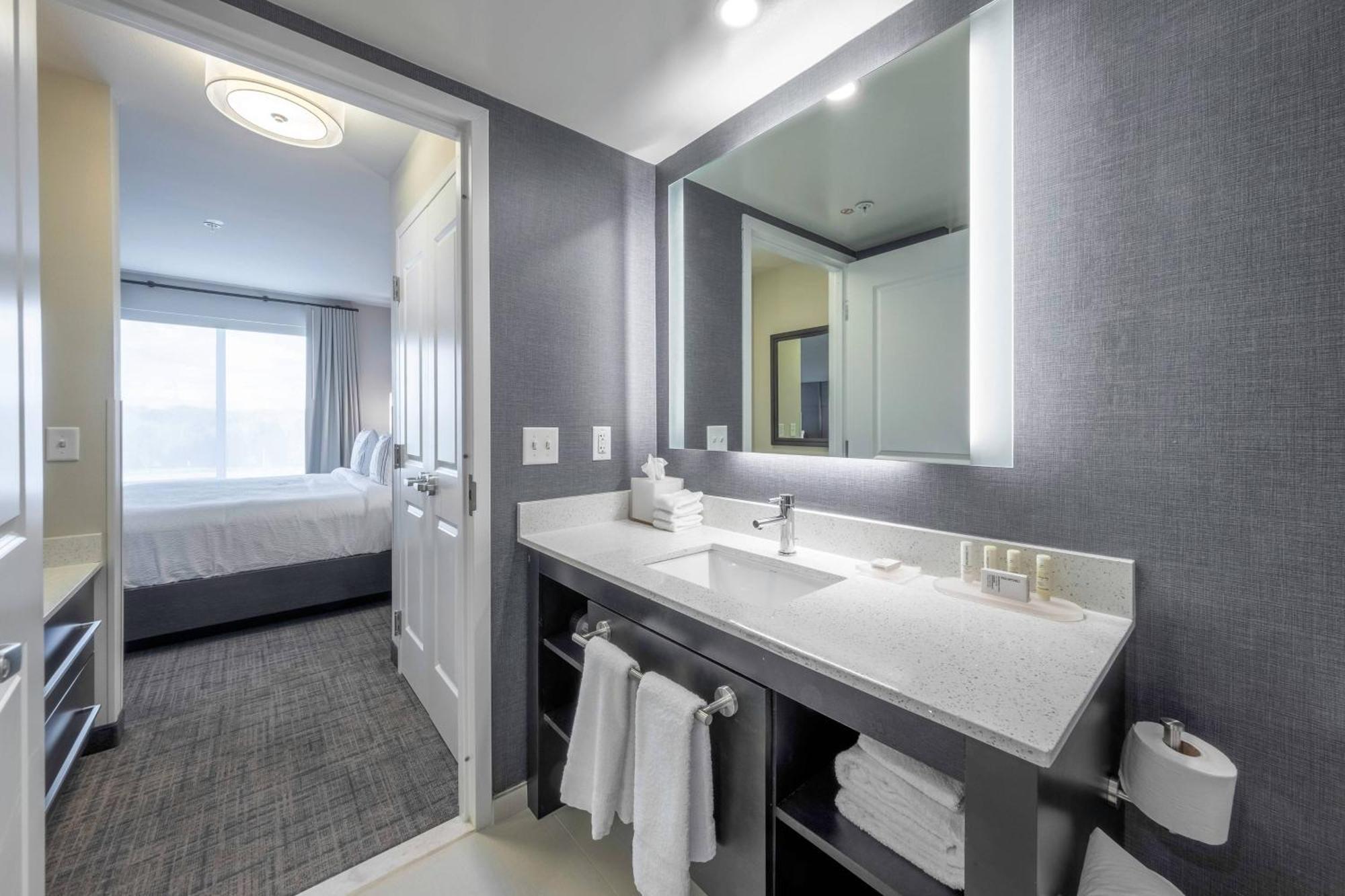 Residence Inn By Marriott Richmond At The Notch Шорт Пъмп Екстериор снимка